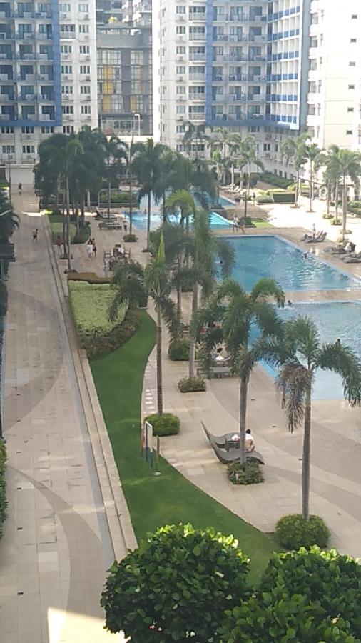 Yhanz Z Sea Residences Pasay Exterior photo